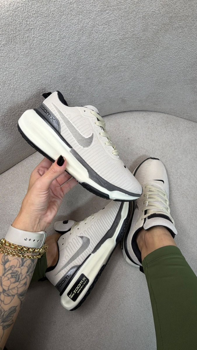 Nike ZoomX - Branco/Prata RDS