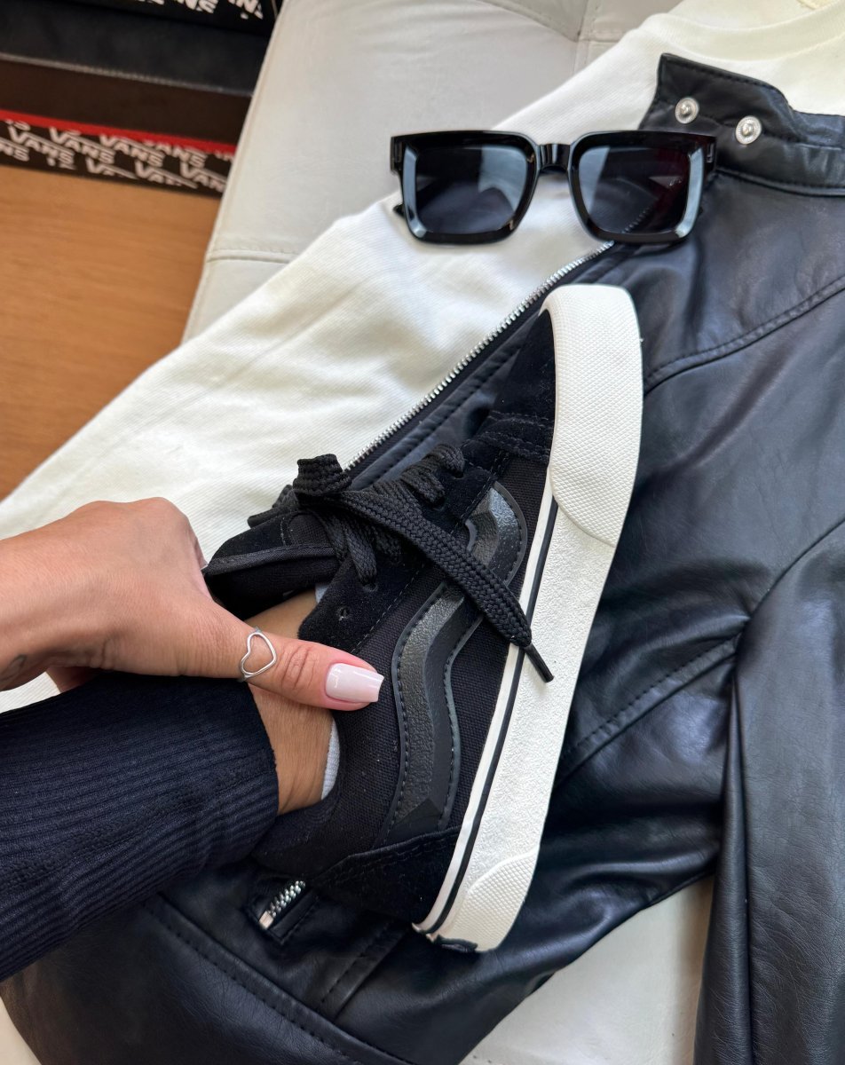 Tênis Vans KNU Skool - Preto/Branco RDS